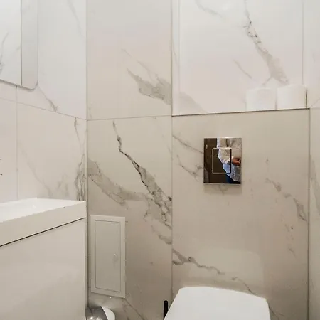 El Dorado Z Jacuzzi Apartament *